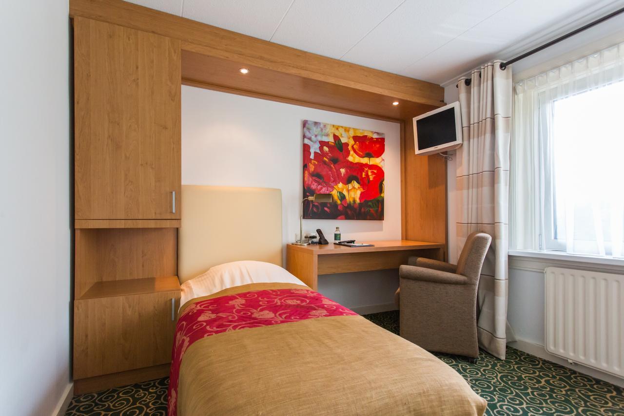 Hotel Cafe Restaurant De Gouden Karper 3*